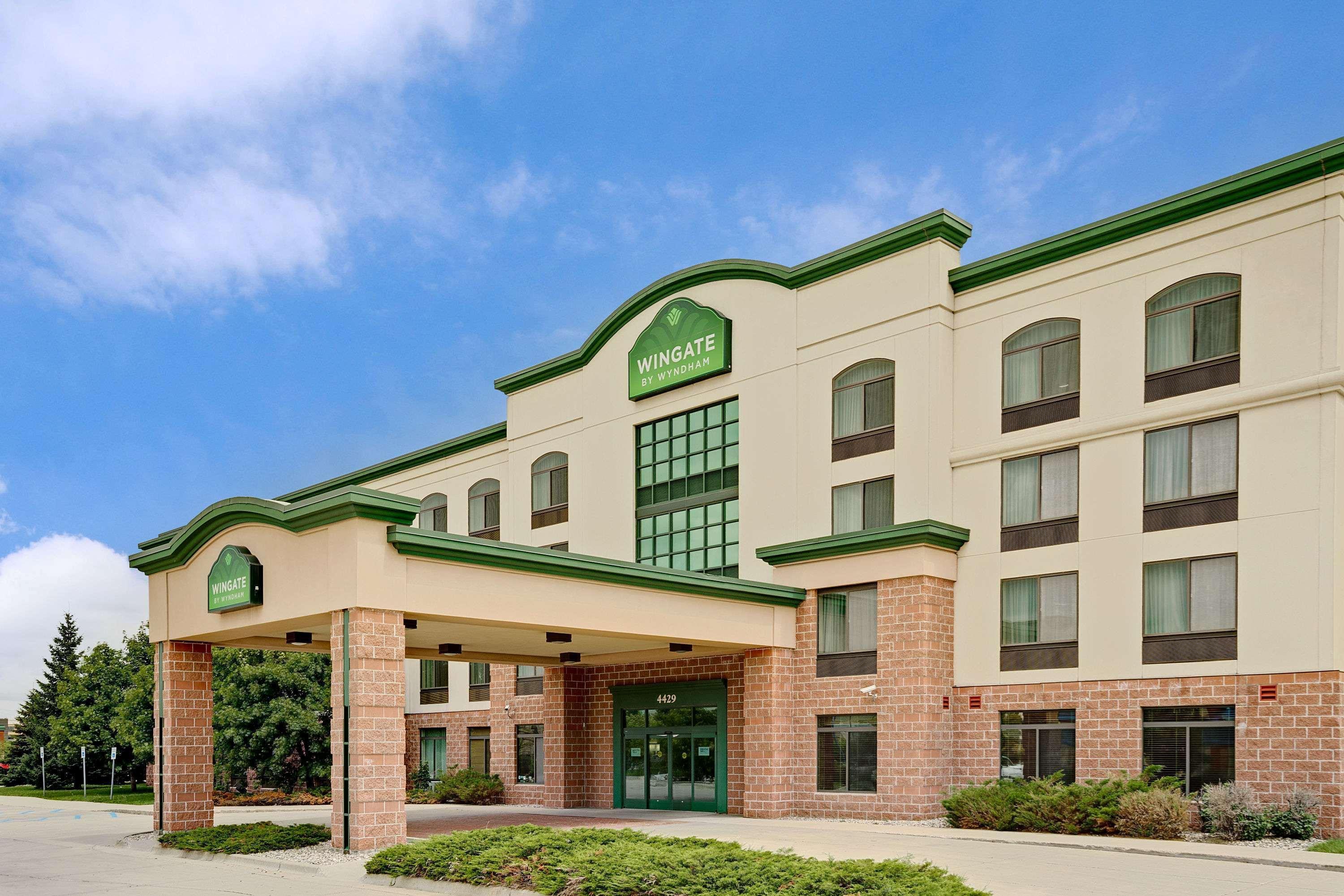 Wingate By Wyndham Fargo Hotel Kültér fotó