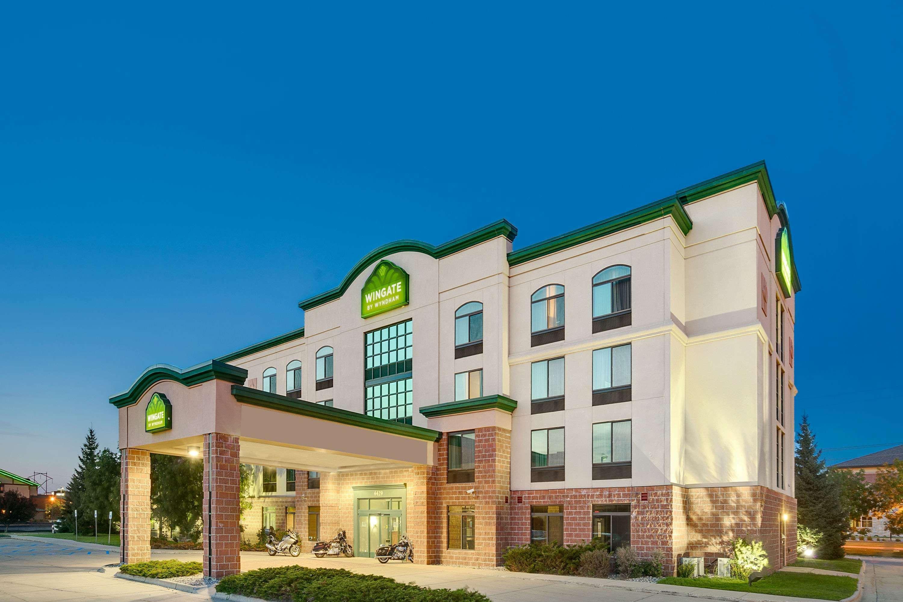 Wingate By Wyndham Fargo Hotel Kültér fotó